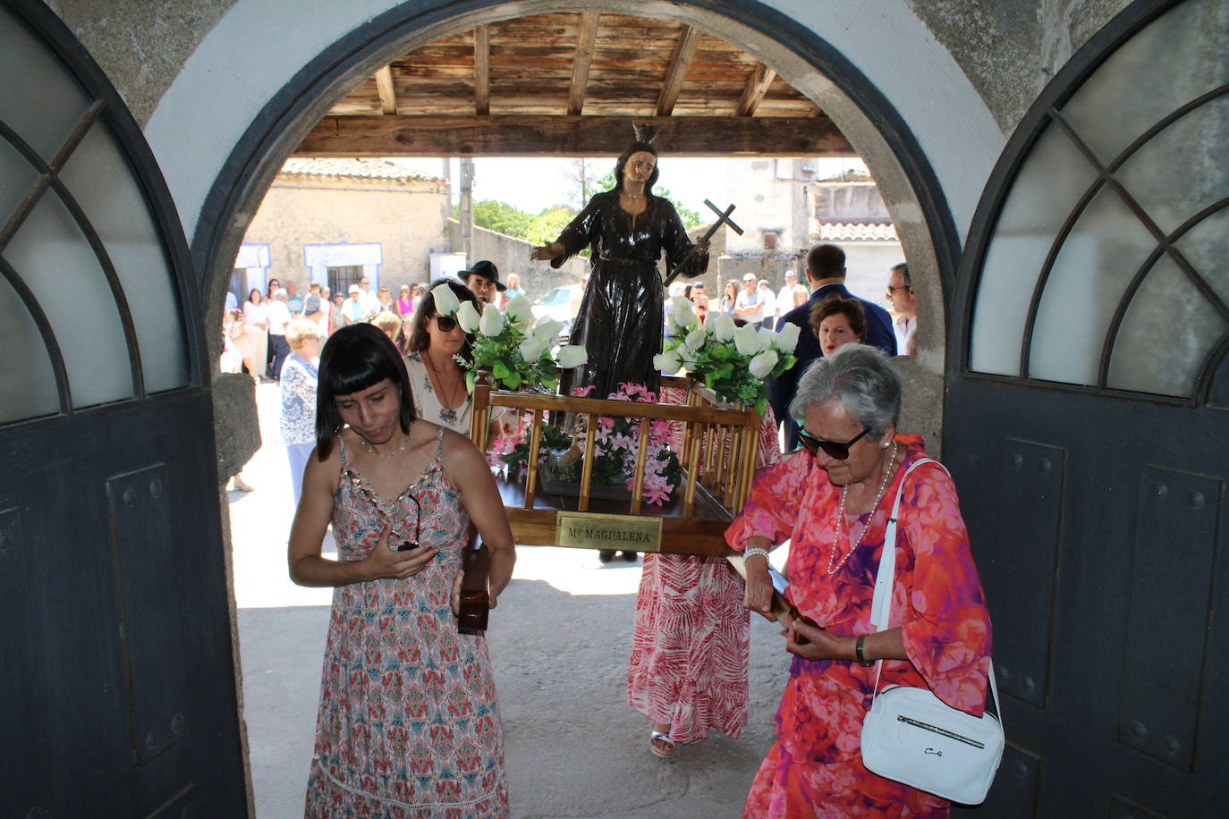 Palacios de Salvatierra honra a Santa María Magdalena