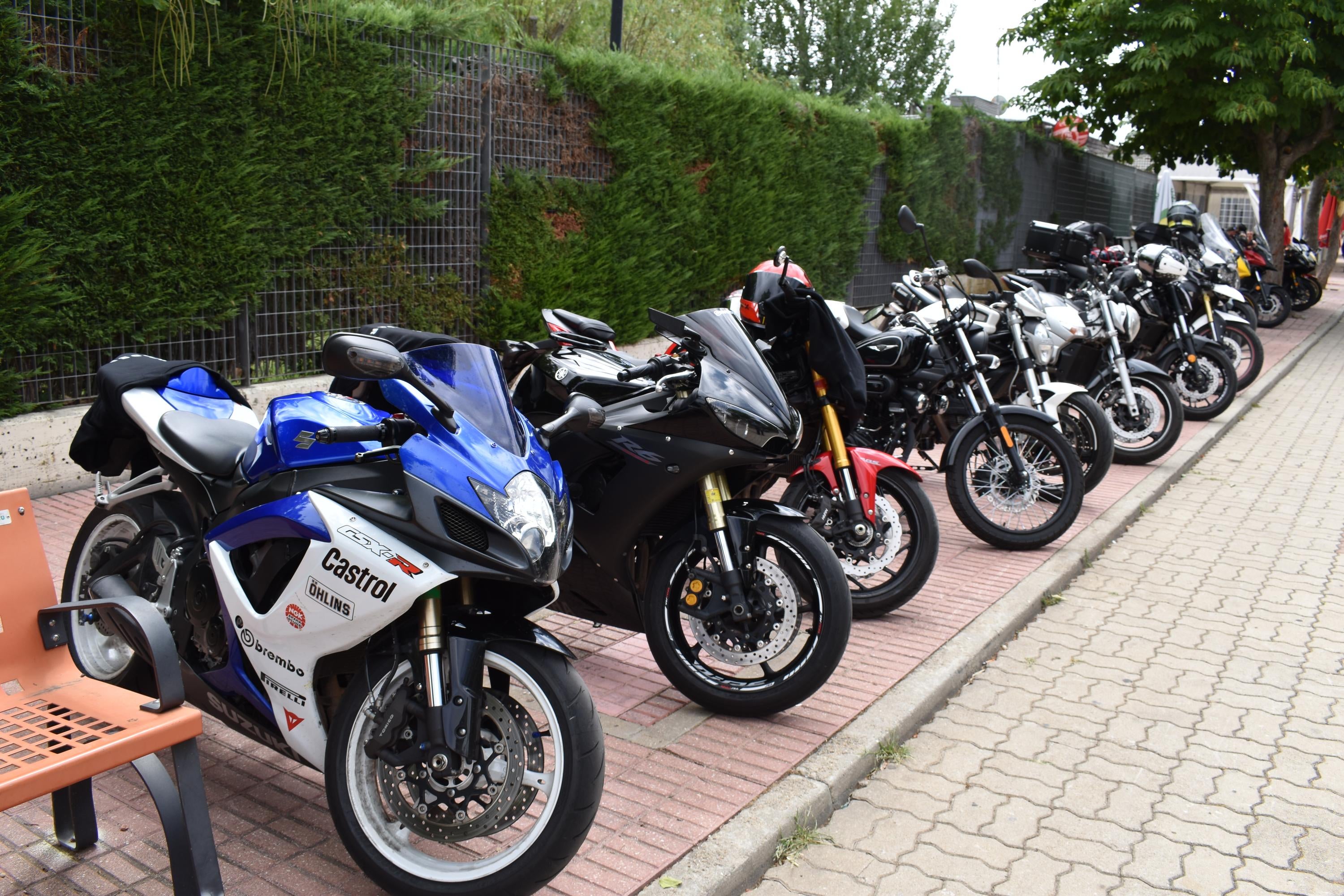 La pasión por las motos toma las calles de Santa Marta de Tormes