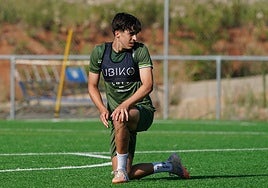 El jugador de Unionistas Hugo de Bustos, en la última sesión de entrenamiento, en el anexo al Reina Sofía.