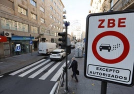 Una señal de la Zona de Bajas Emisiones.