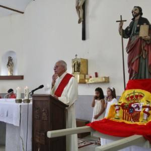 Fuentes de Oñoro celebra Santiago Apóstol y reconoce los 25 años de sacerdocio de su párroco