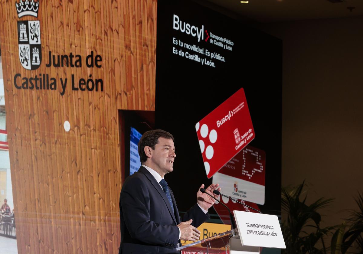 Alfonso Fernández Mañueco en la presentación del Buscyl.