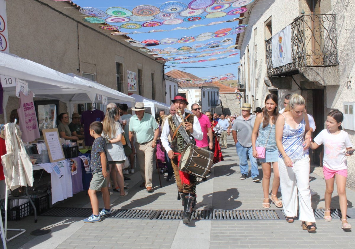 Aldea del Obispo rebosa vitalidad en la V Feria Rural de La Raya