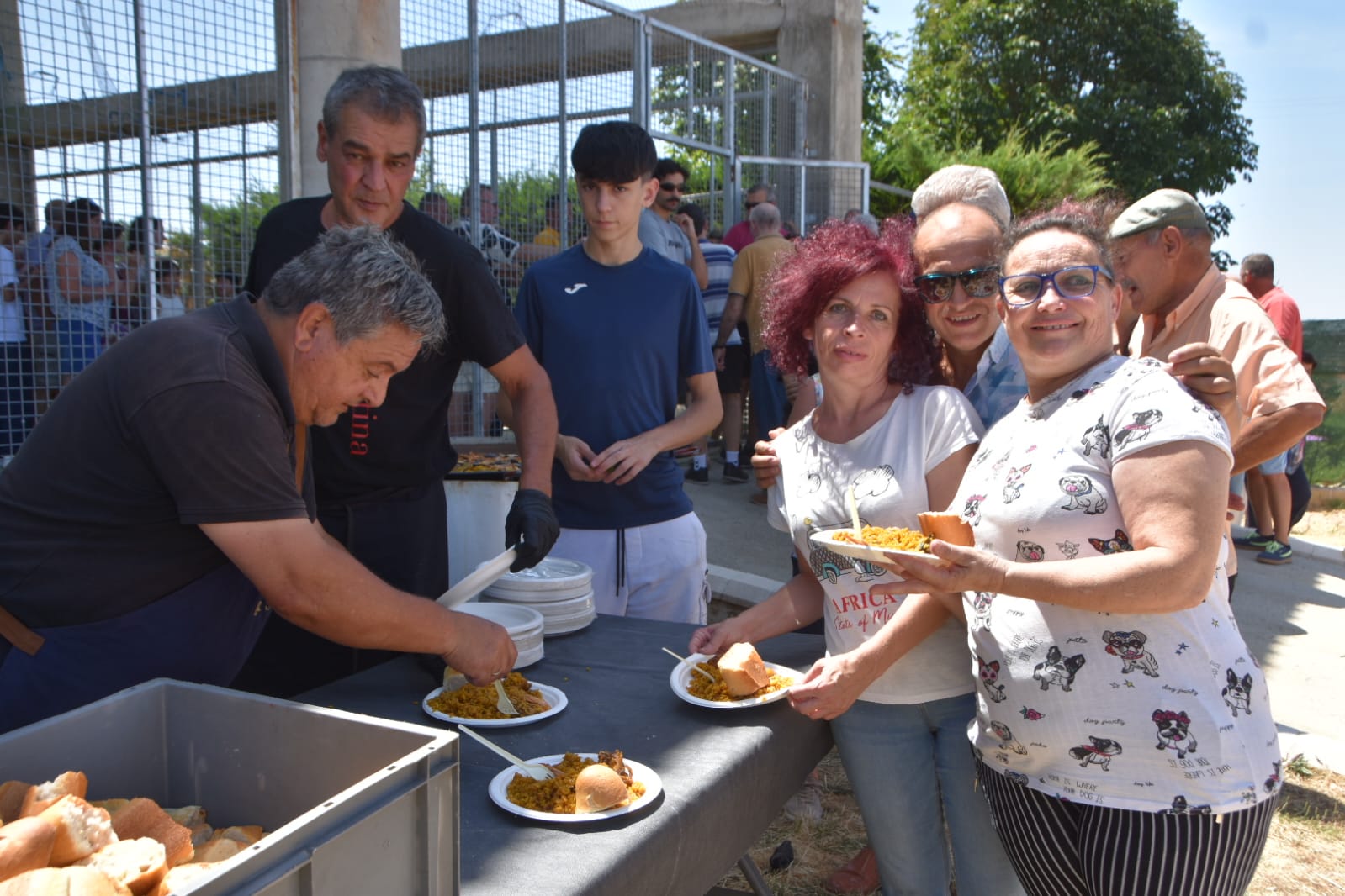 Paella para 350 comensales en Mozárbez