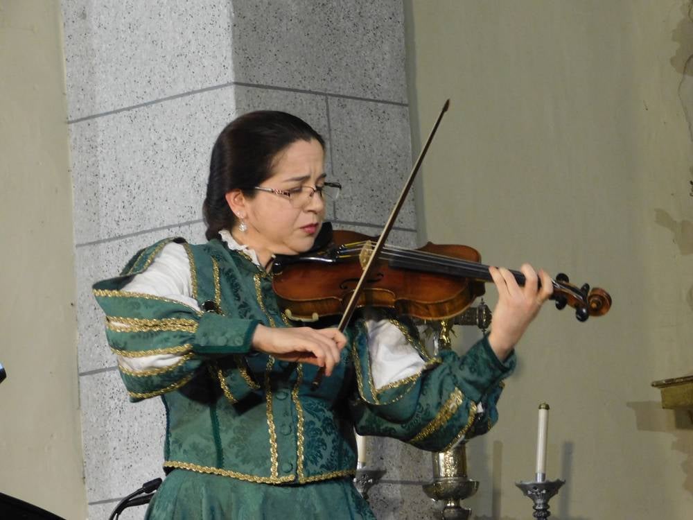 “Arcos y Ecos” llenó de energía la iglesia de Rágama