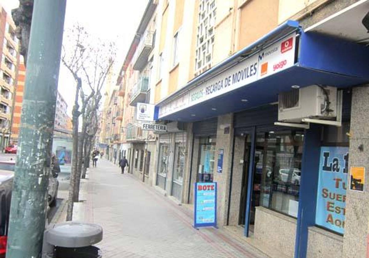 Imagen de la administración de lotería en la que se ha vendido el boleto acertante.