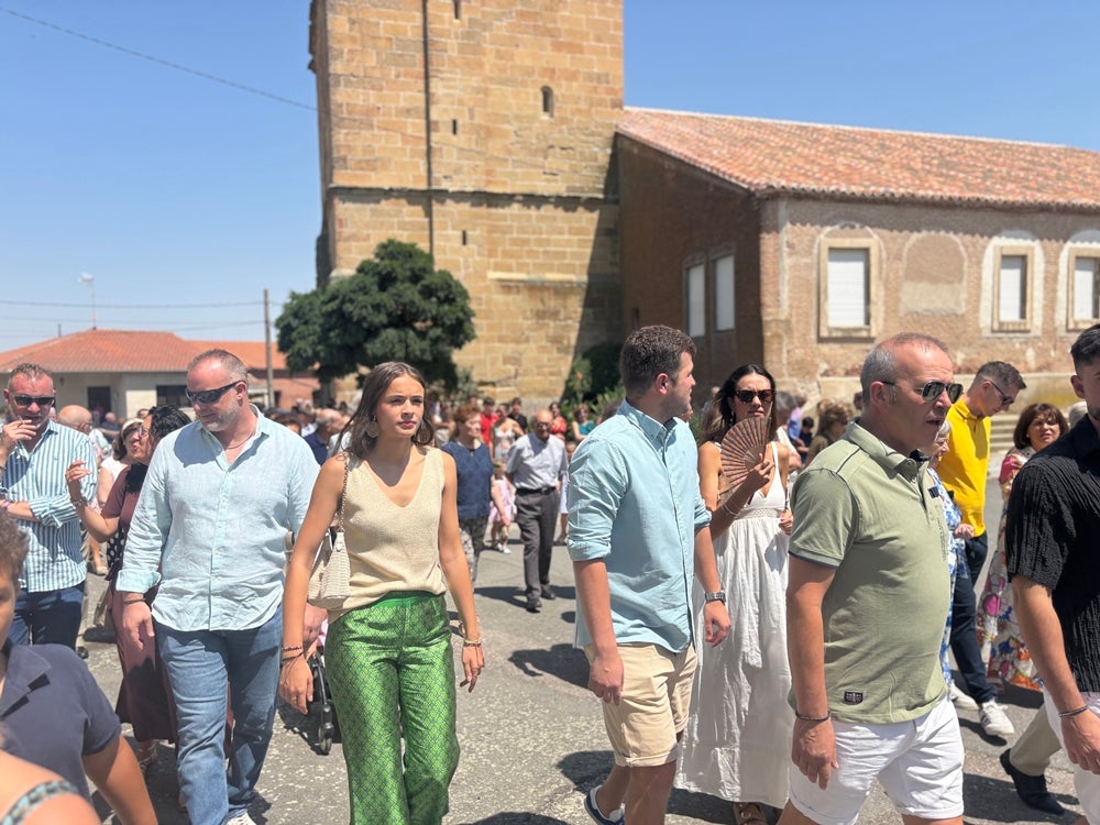 Día de celebración y fe en Villar de Gallimazo