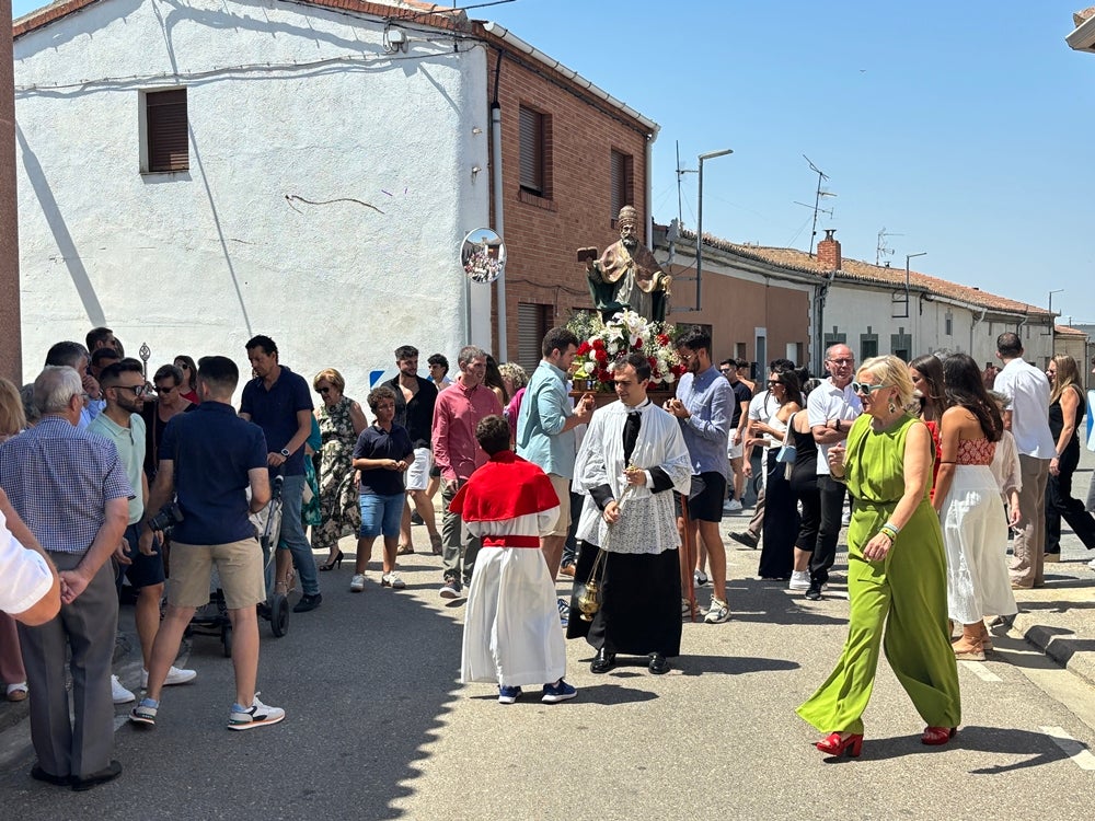Día de celebración y fe en Villar de Gallimazo
