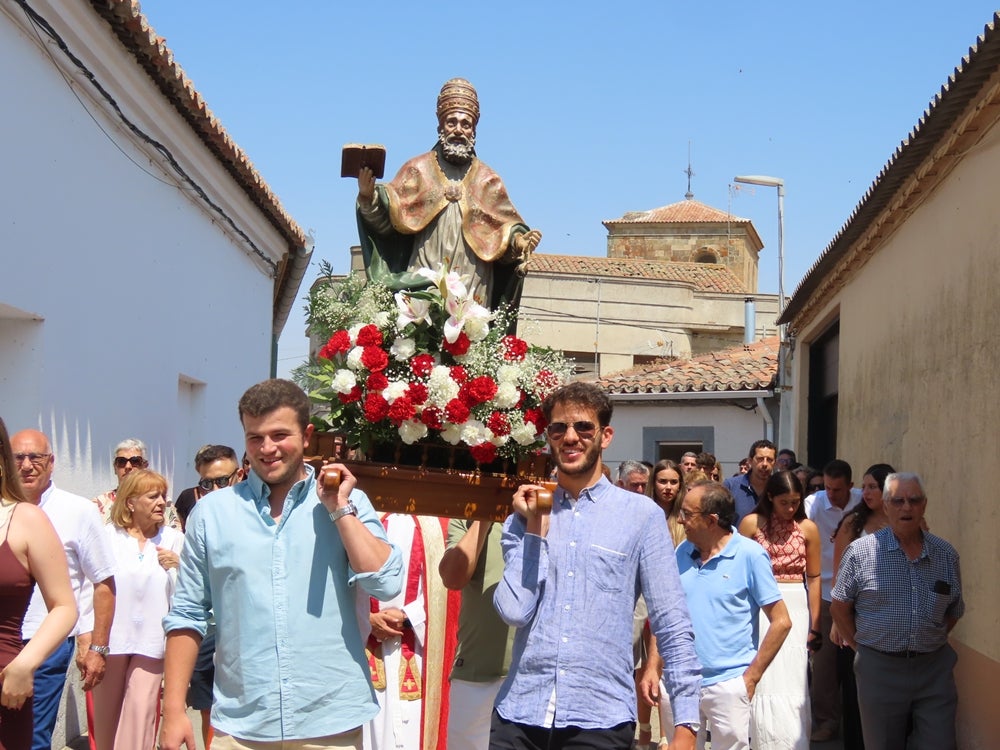 Día de celebración y fe en Villar de Gallimazo