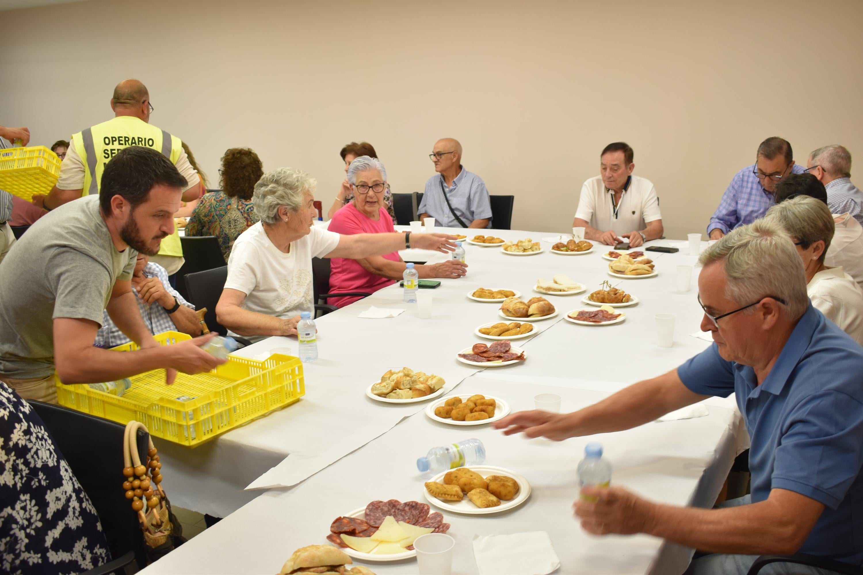 San Cristóbal de la Cuesta, volcado con sus mayores