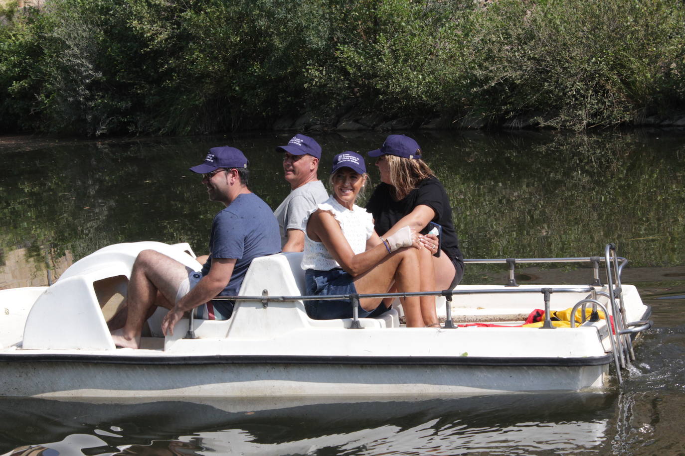 Las piraguas surcan las aguas en la XII Combinada del Águeda en Ciudad Rodrigo