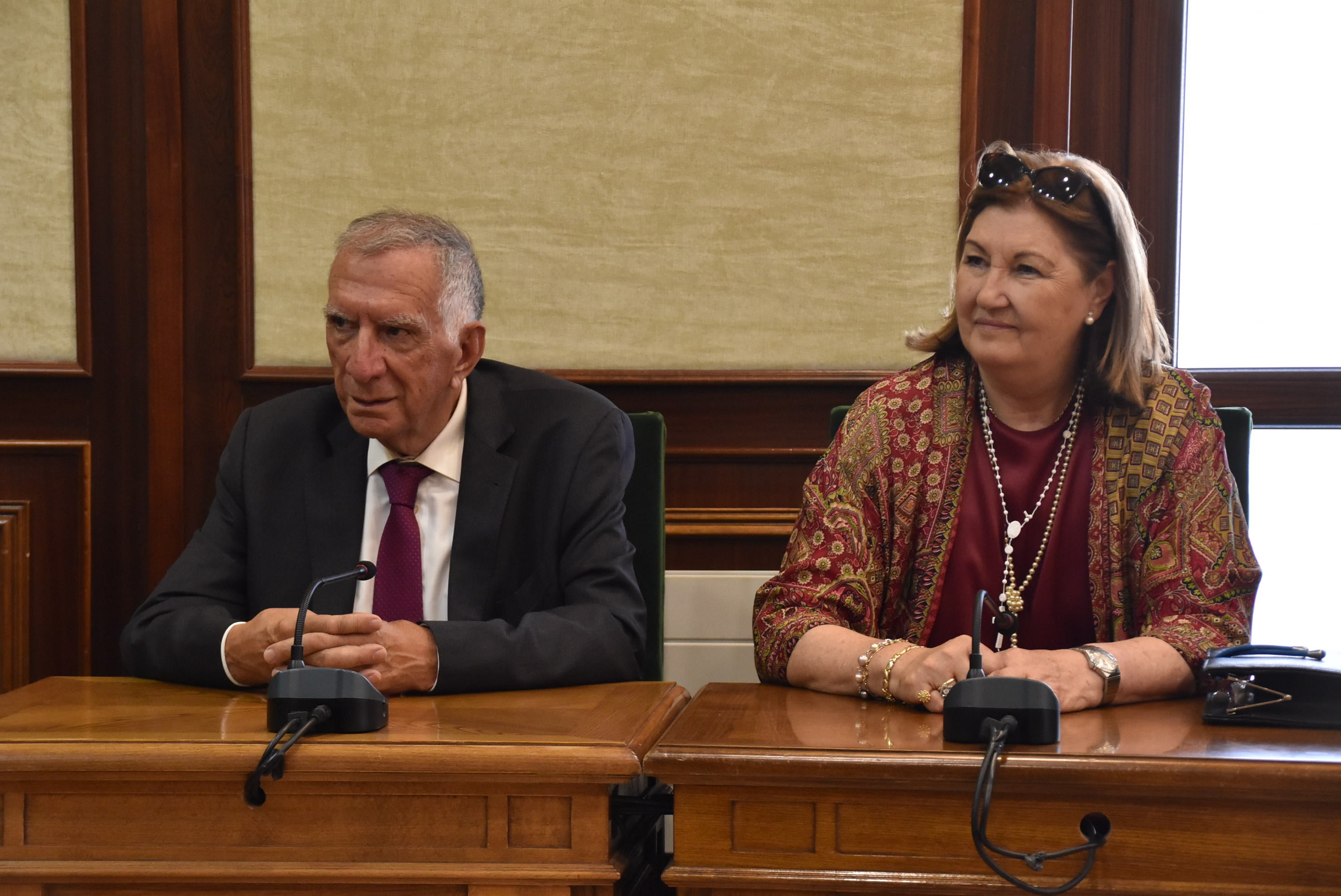 Una fiesta del Bejarano Ausente con sabor a despedida