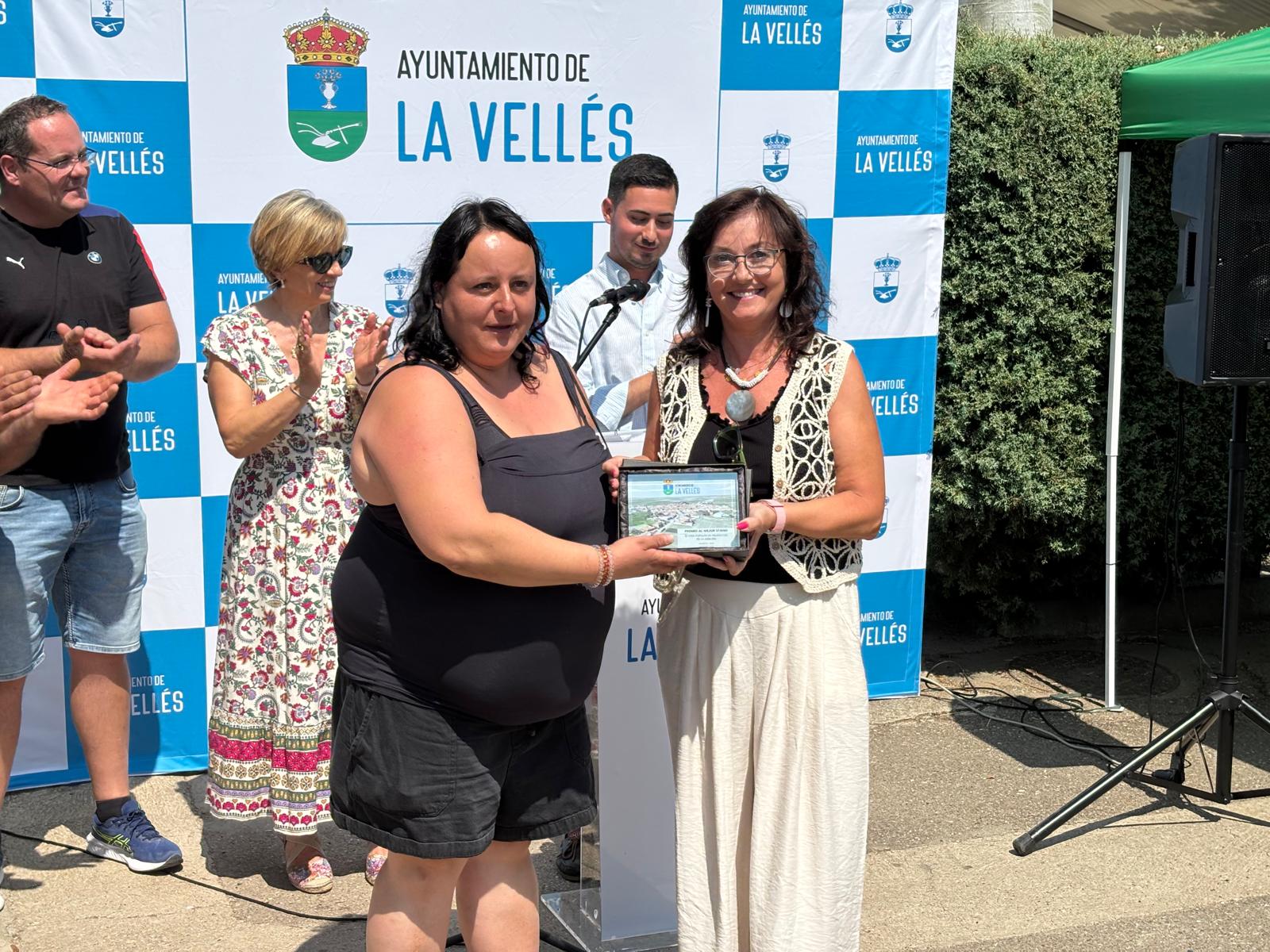 Sabor, artesanía y ambiente festivo en La Vellés