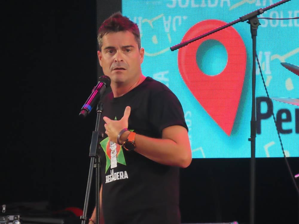 Multitudinaria respuesta a la gala solidaria Airadilos en Peñaranda