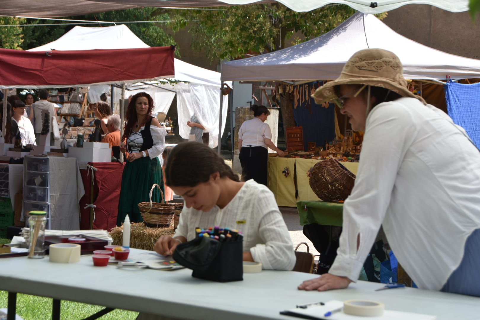Miranda de Azán celebra su mercado más verde y creativo
