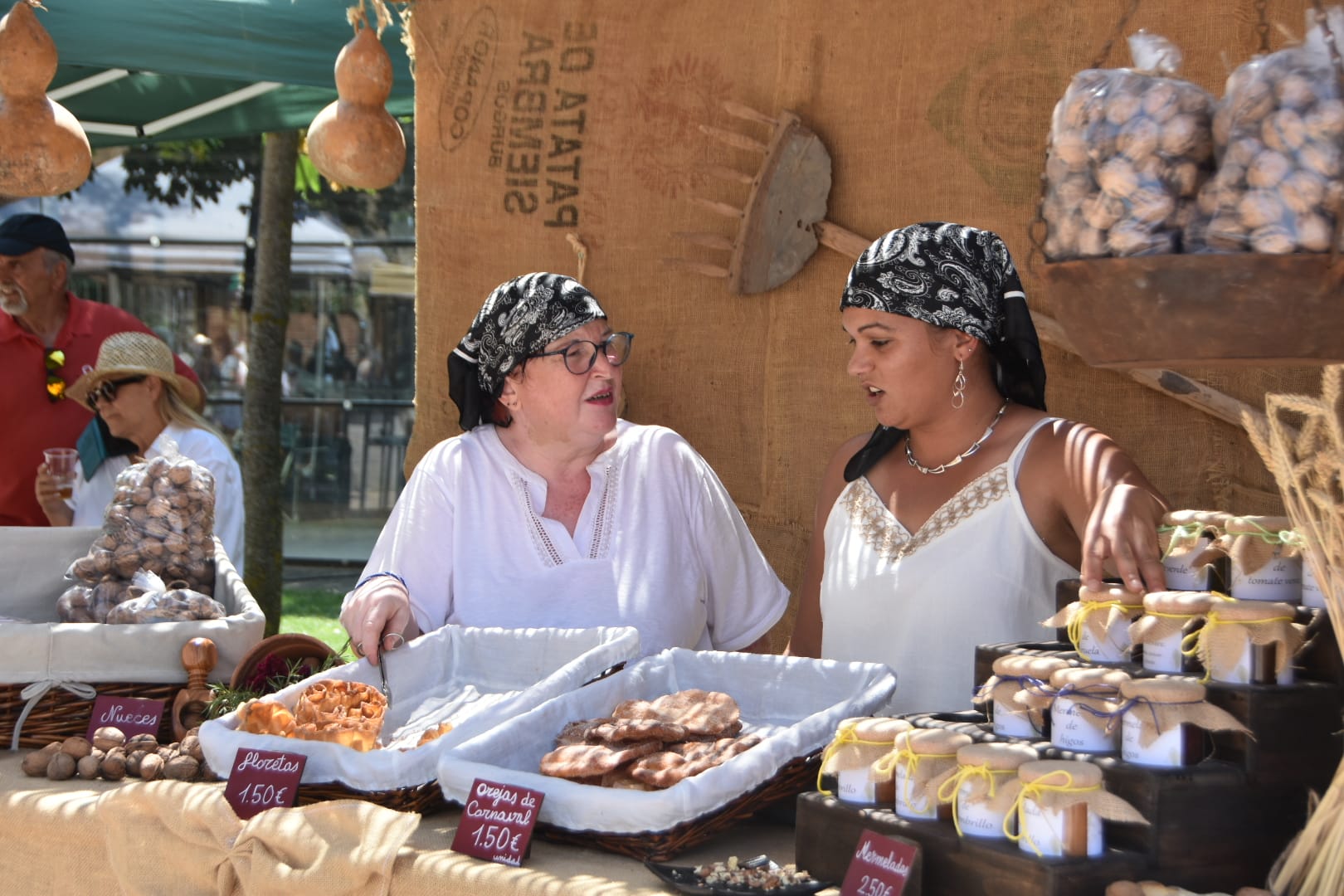 Miranda de Azán celebra su mercado más verde y creativo