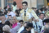 Javier Castaño, a hombros en La Glorieta.