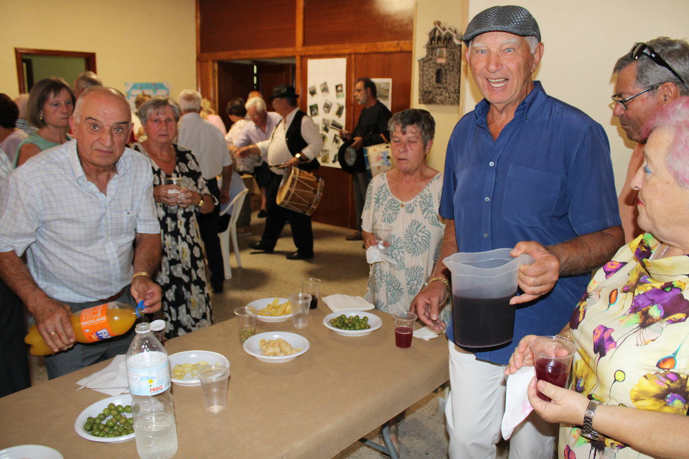 Animado día festivo para los mayores de Linares de Riofrío