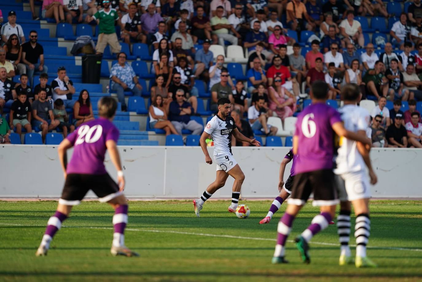 La victoria se queda en el Reina: el derbi de Copa Federación, en imágenes