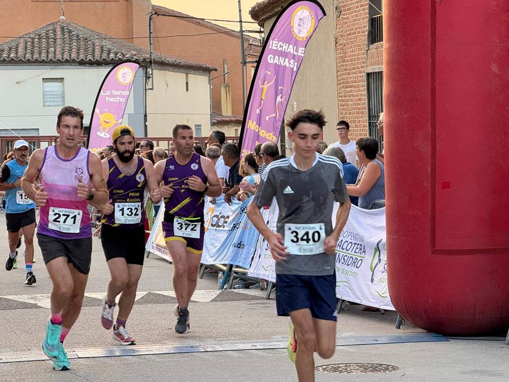 Mas de 800 corredores en la &#039;San Rocada&#039;