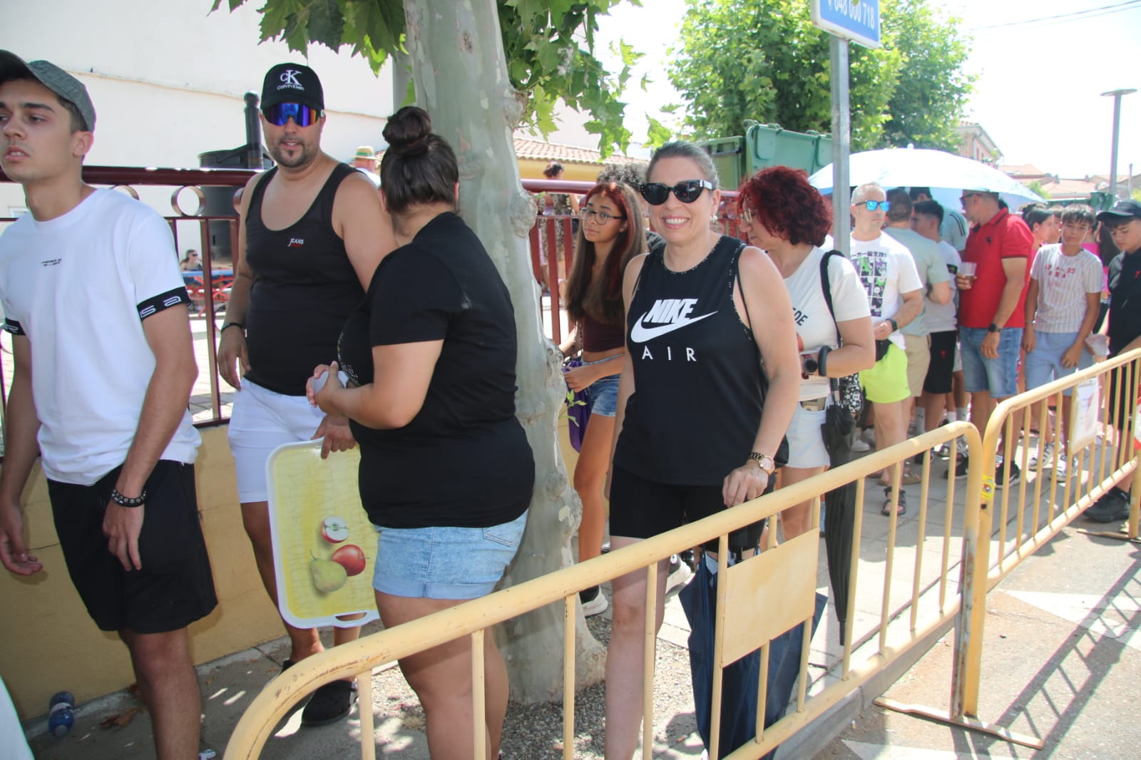 Castellanos de Moriscos, unido en torno a la paella