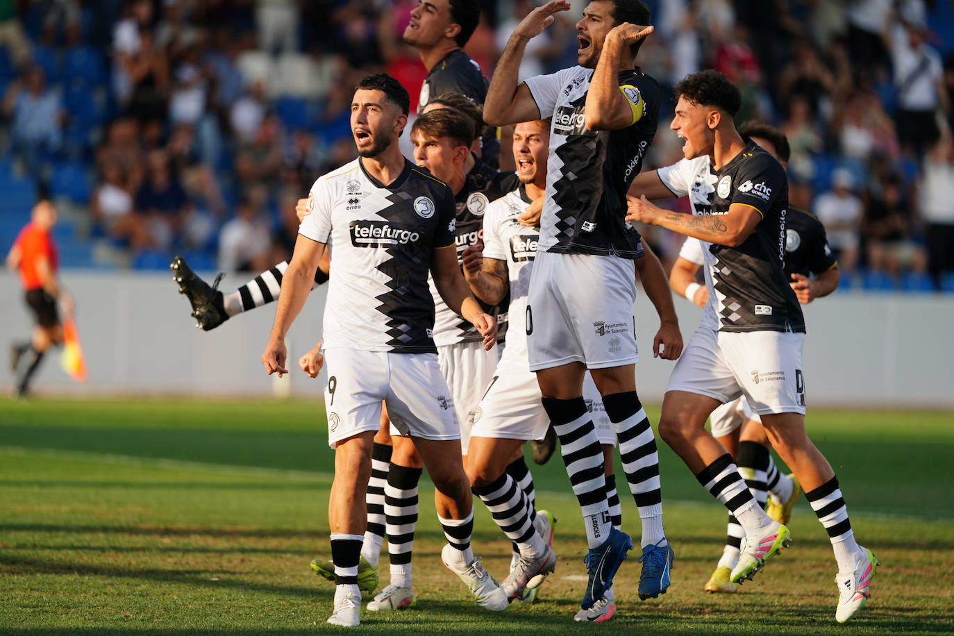 La victoria se queda en el Reina: el derbi de Copa Federación, en imágenes