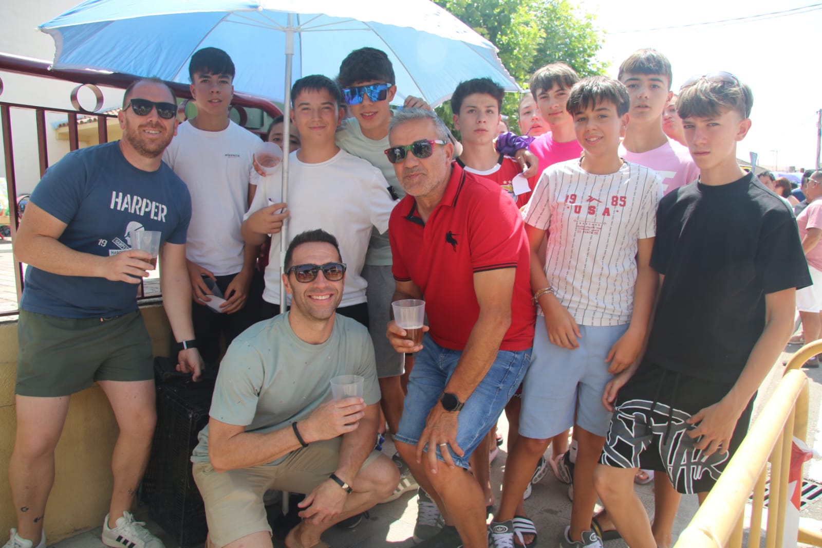 Castellanos de Moriscos, unido en torno a la paella