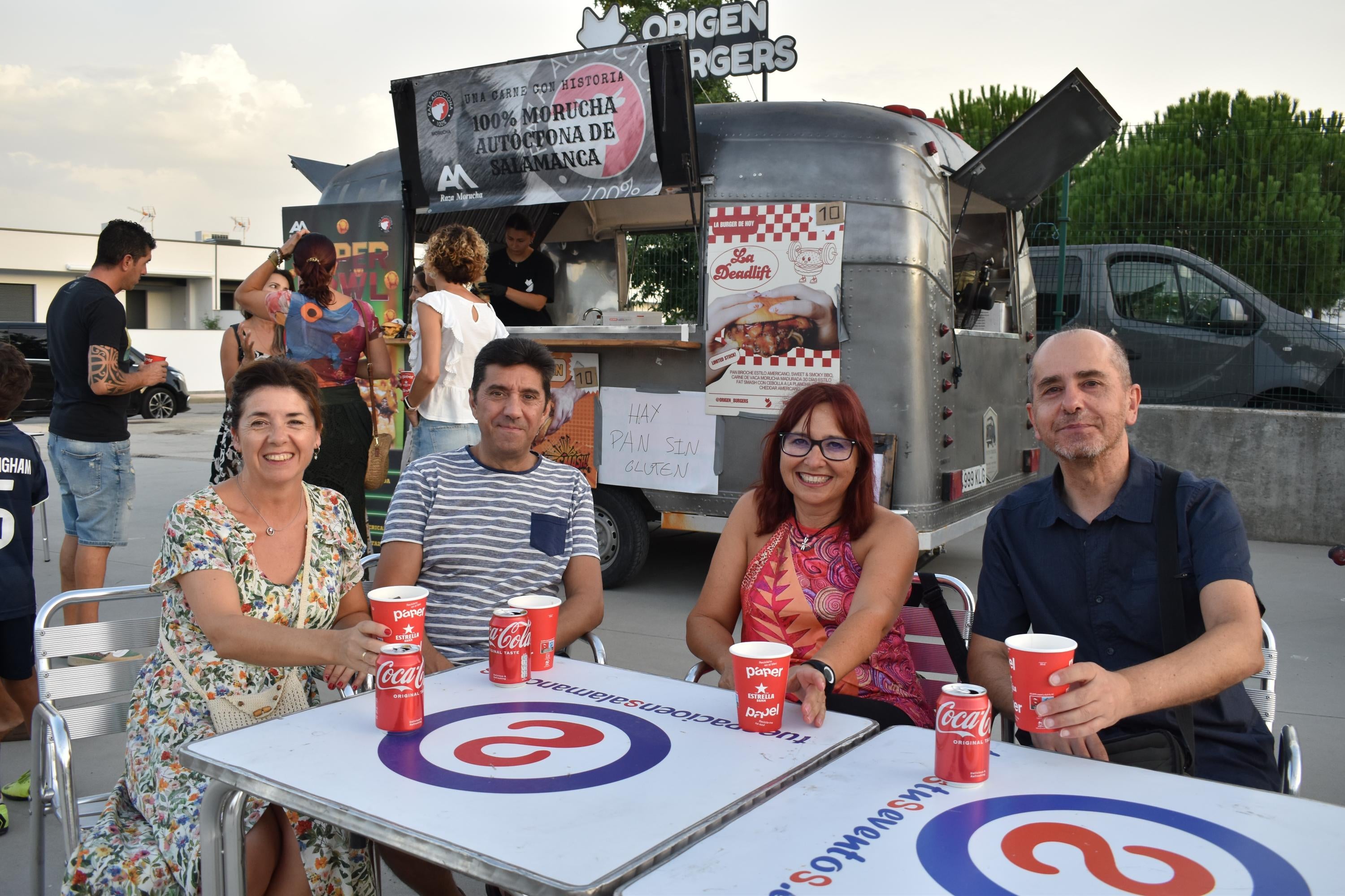 Aldeatejada disfruta de la I Feria de Food Trucks
