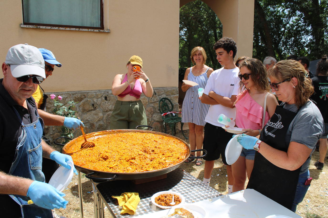Sabrosa paella junto a las aguas del Tormes