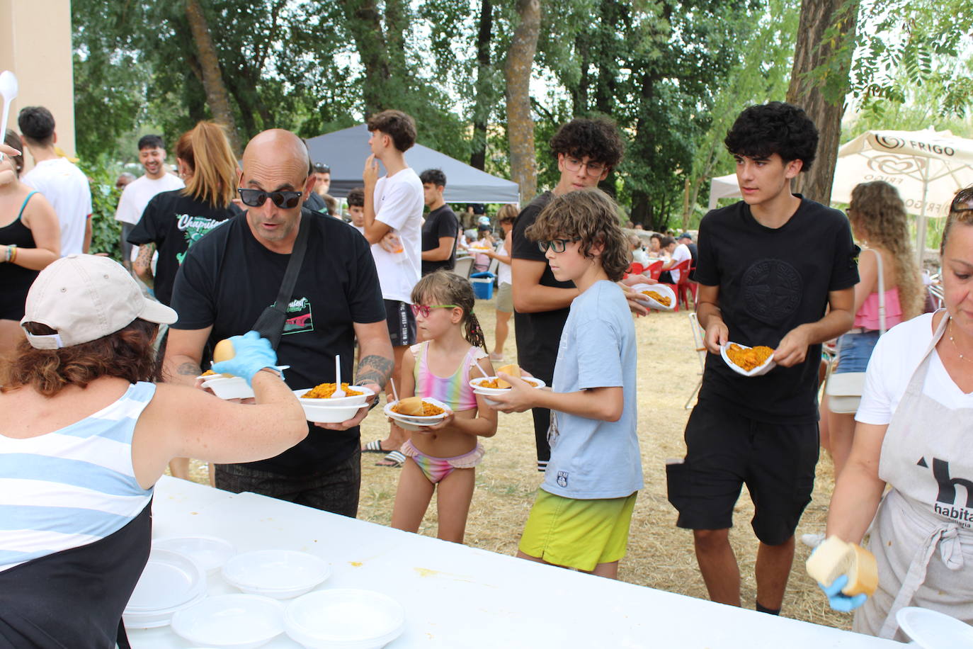 Sabrosa paella junto a las aguas del Tormes