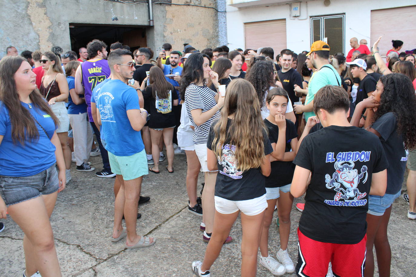 Las peñas de Linares disfrutan ya de las fiestas