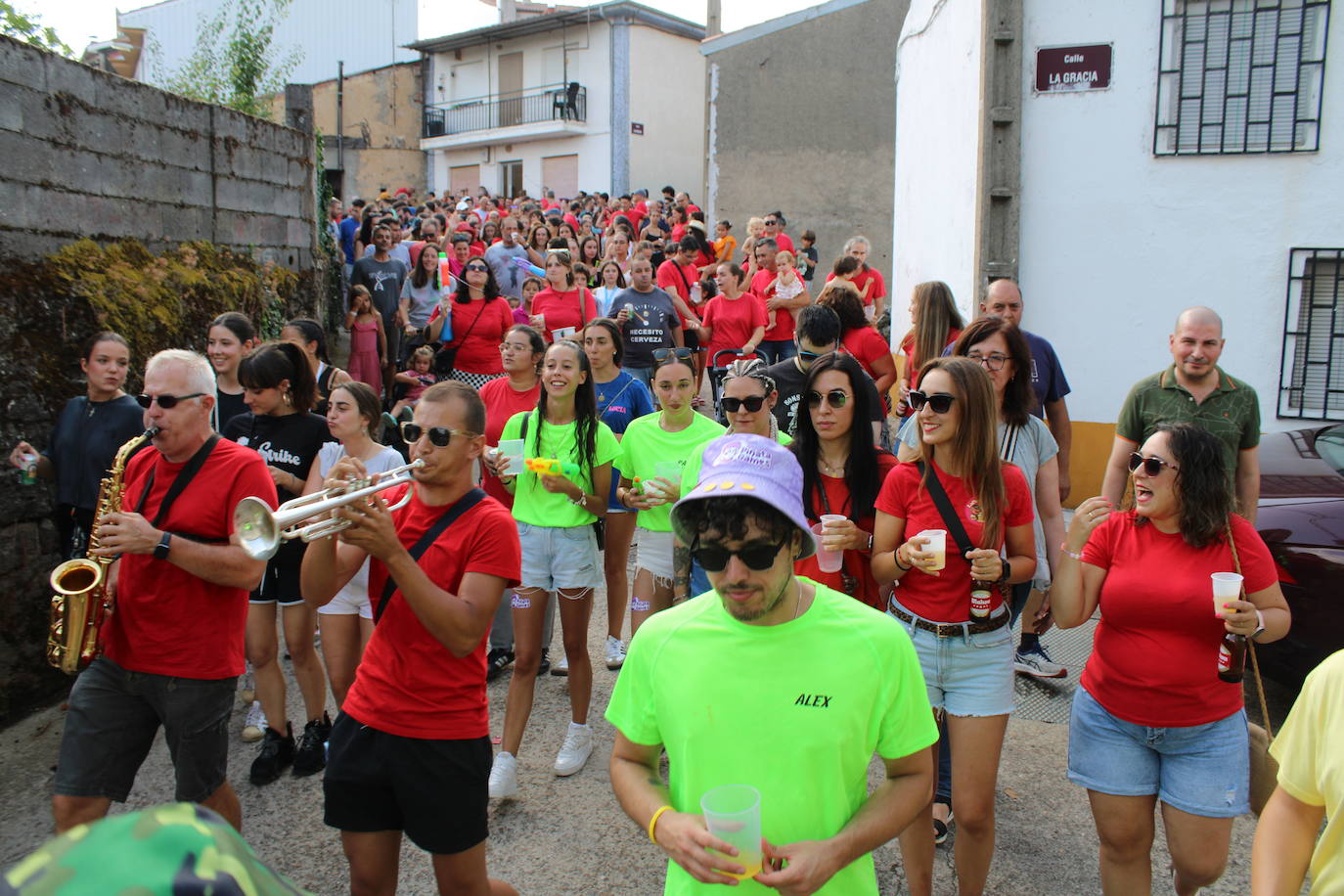 Las peñas de Linares disfrutan ya de las fiestas