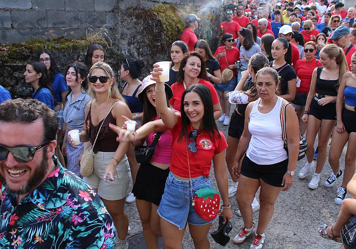 Las peñas de Linares disfrutan ya de las fiestas