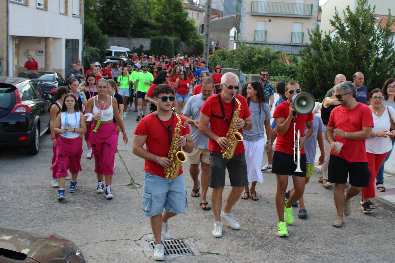 Las peñas de Linares disfrutan ya de las fiestas