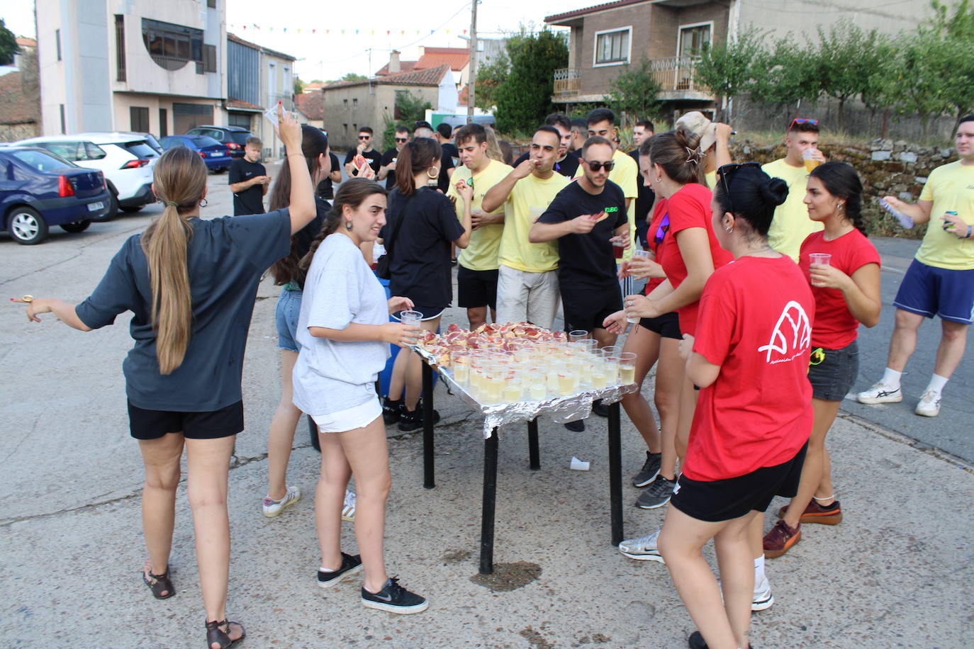 Las peñas de Linares disfrutan ya de las fiestas