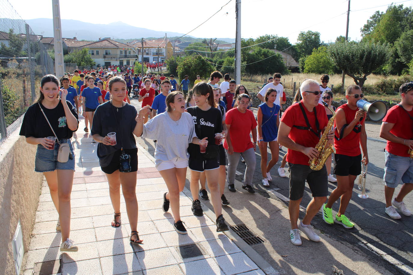 Las peñas de Linares disfrutan ya de las fiestas