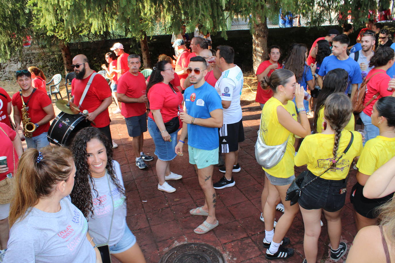 Las peñas de Linares disfrutan ya de las fiestas