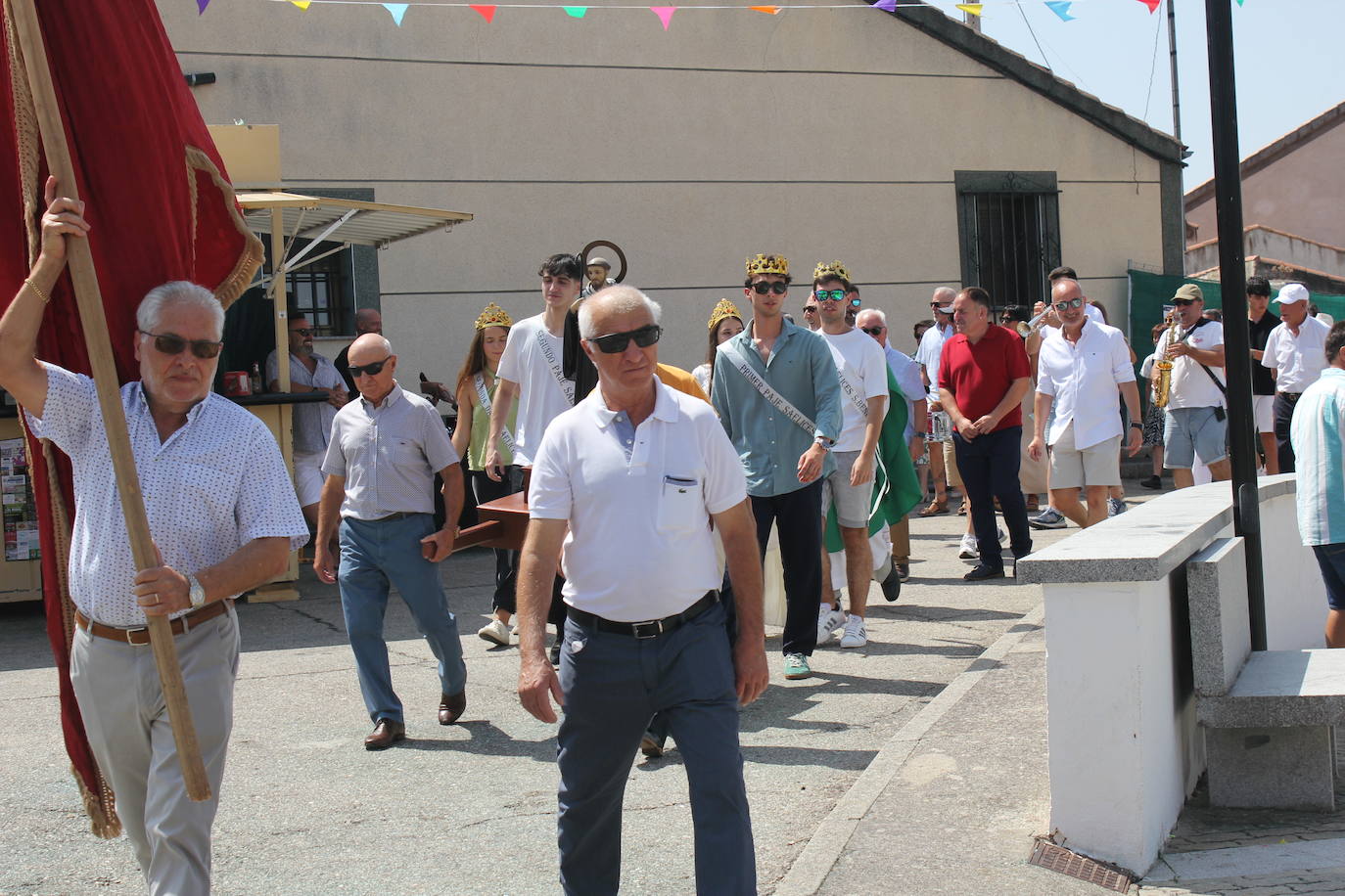 San Benito marca el cénit de las fiestas en Saelices el Chico