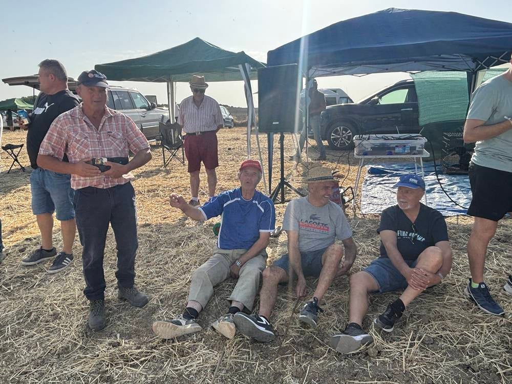 74 galgos de toda España se citan en la prueba de Cantaracillo