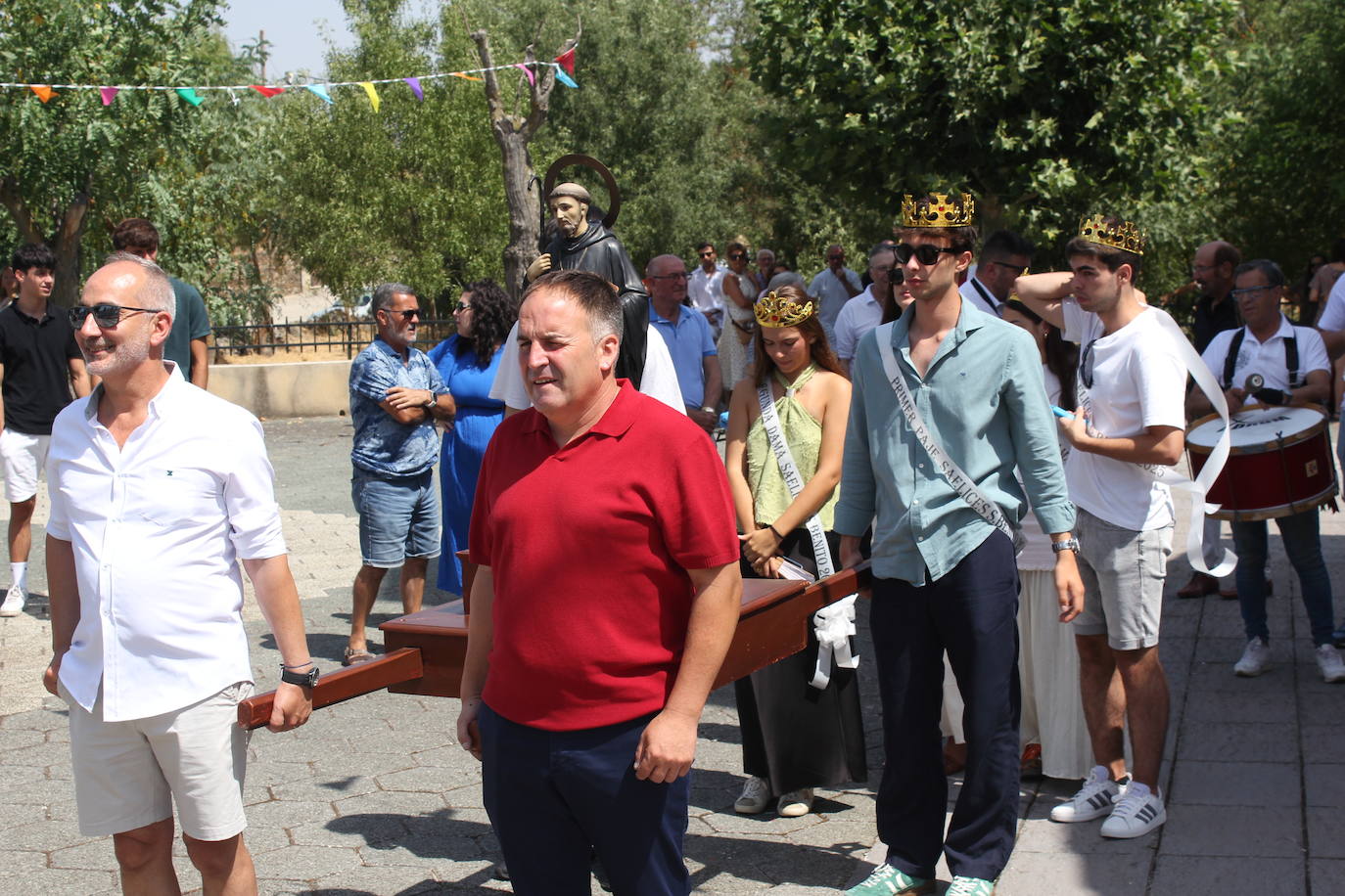 San Benito marca el cénit de las fiestas en Saelices el Chico