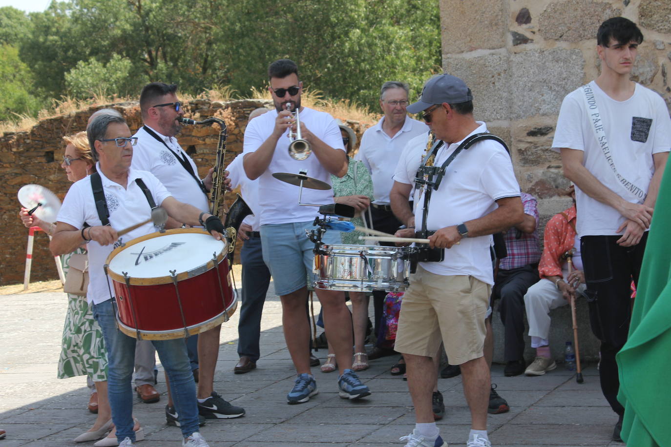 San Benito marca el cénit de las fiestas en Saelices el Chico