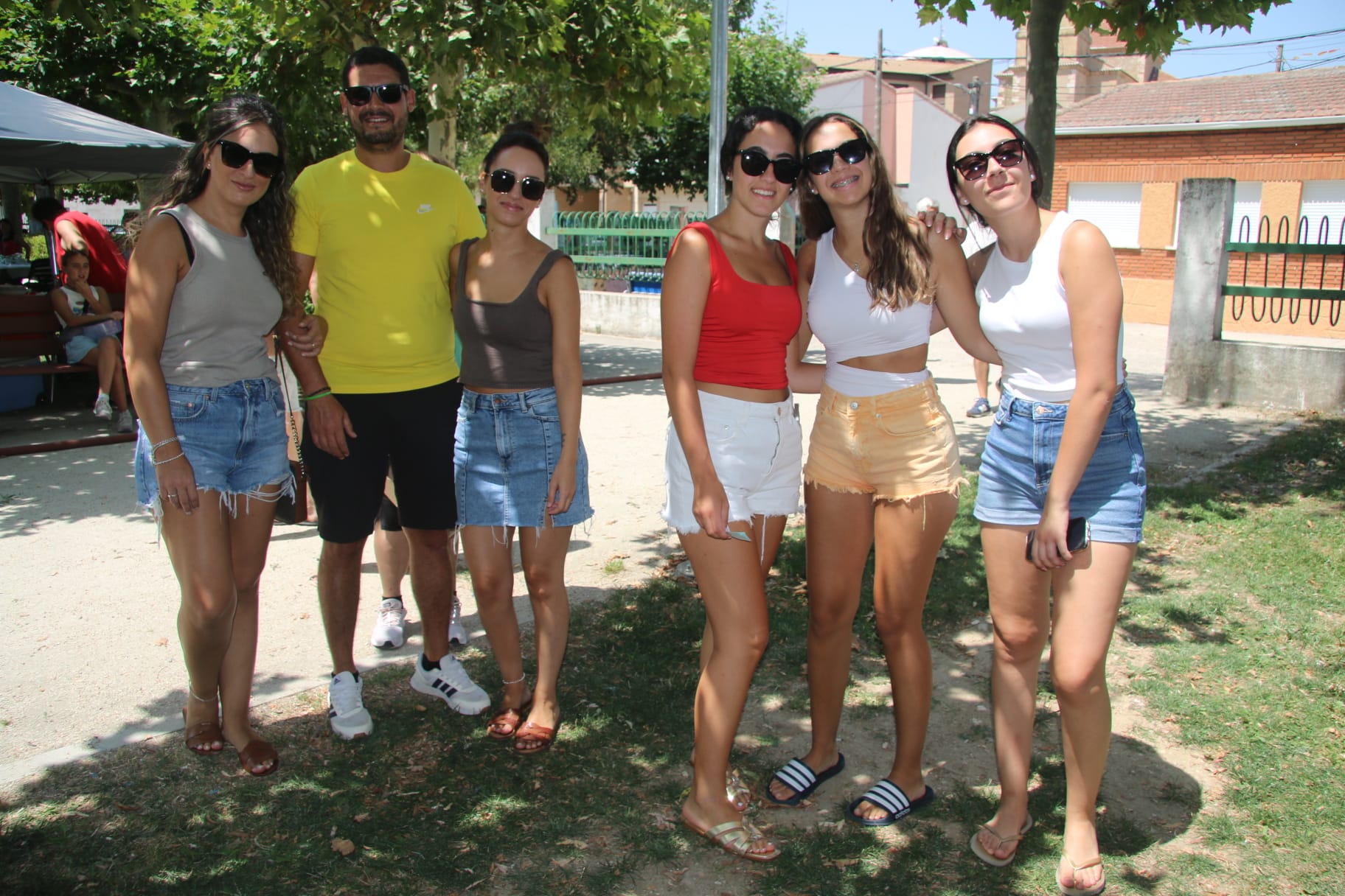 Castellanos de Moriscos arropa a su patrón