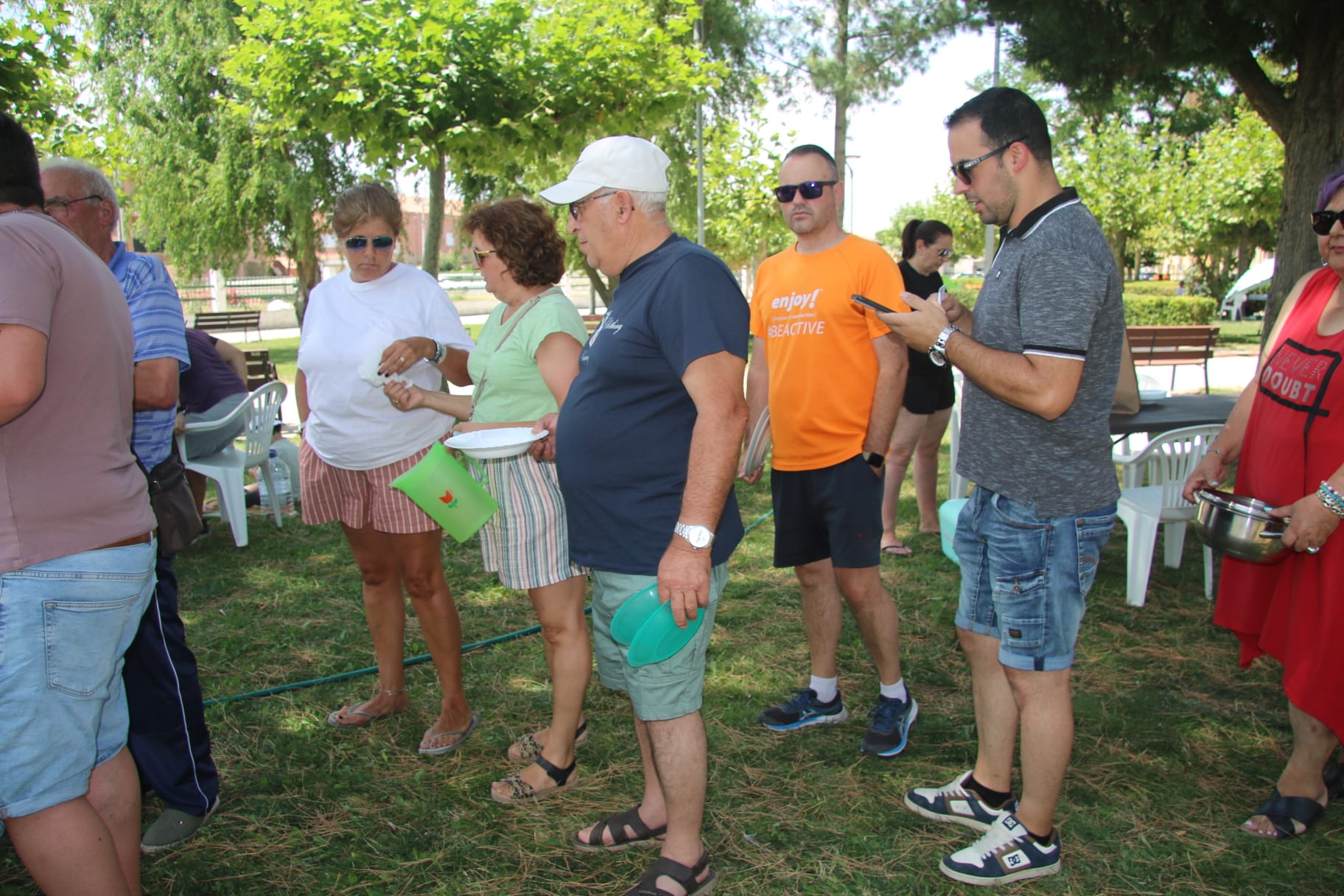 Un sabroso guiso de ternera, en el fin de fiesta de Encinas de Abajo
