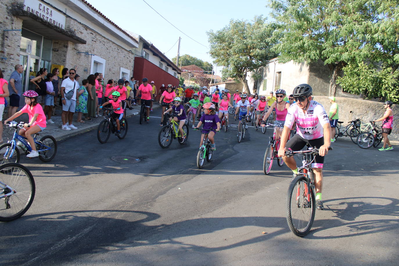 Berrocal de Salvatierra celebra una nueva edición de su vuelta ciclista