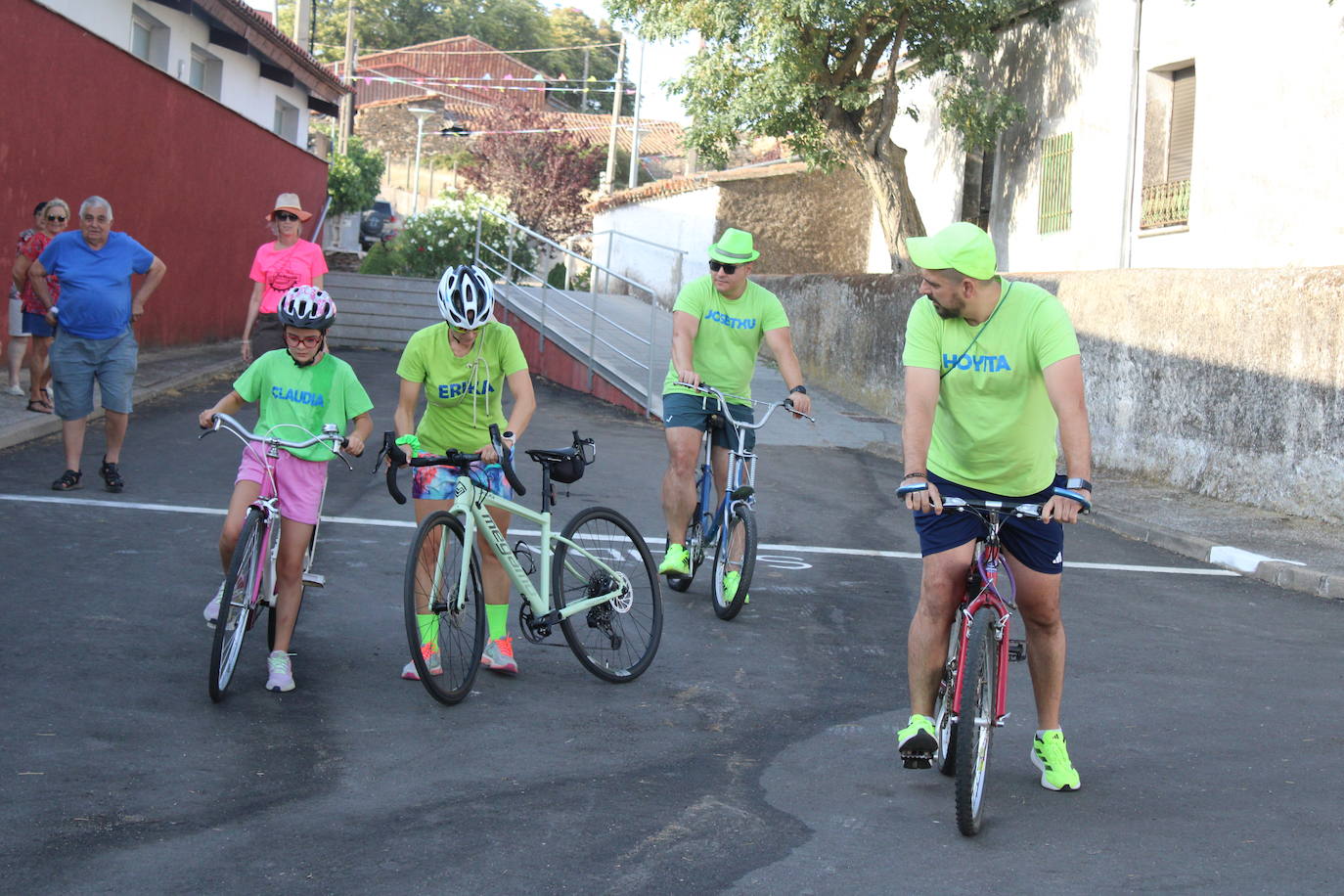 Berrocal de Salvatierra celebra una nueva edición de su vuelta ciclista