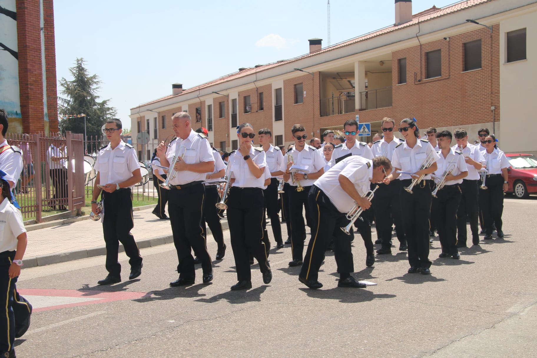 Castellanos de Moriscos arropa a su patrón