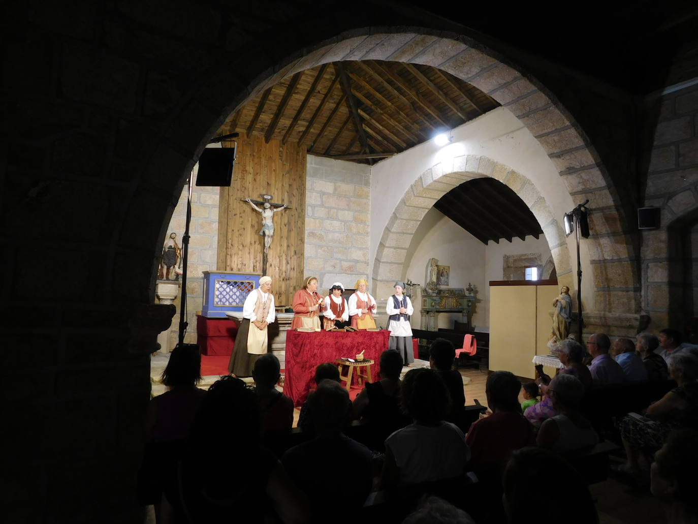 Teatro en estado puro en Cabeza de Framontanos con &#039;Buscando a Nebrija&#039;