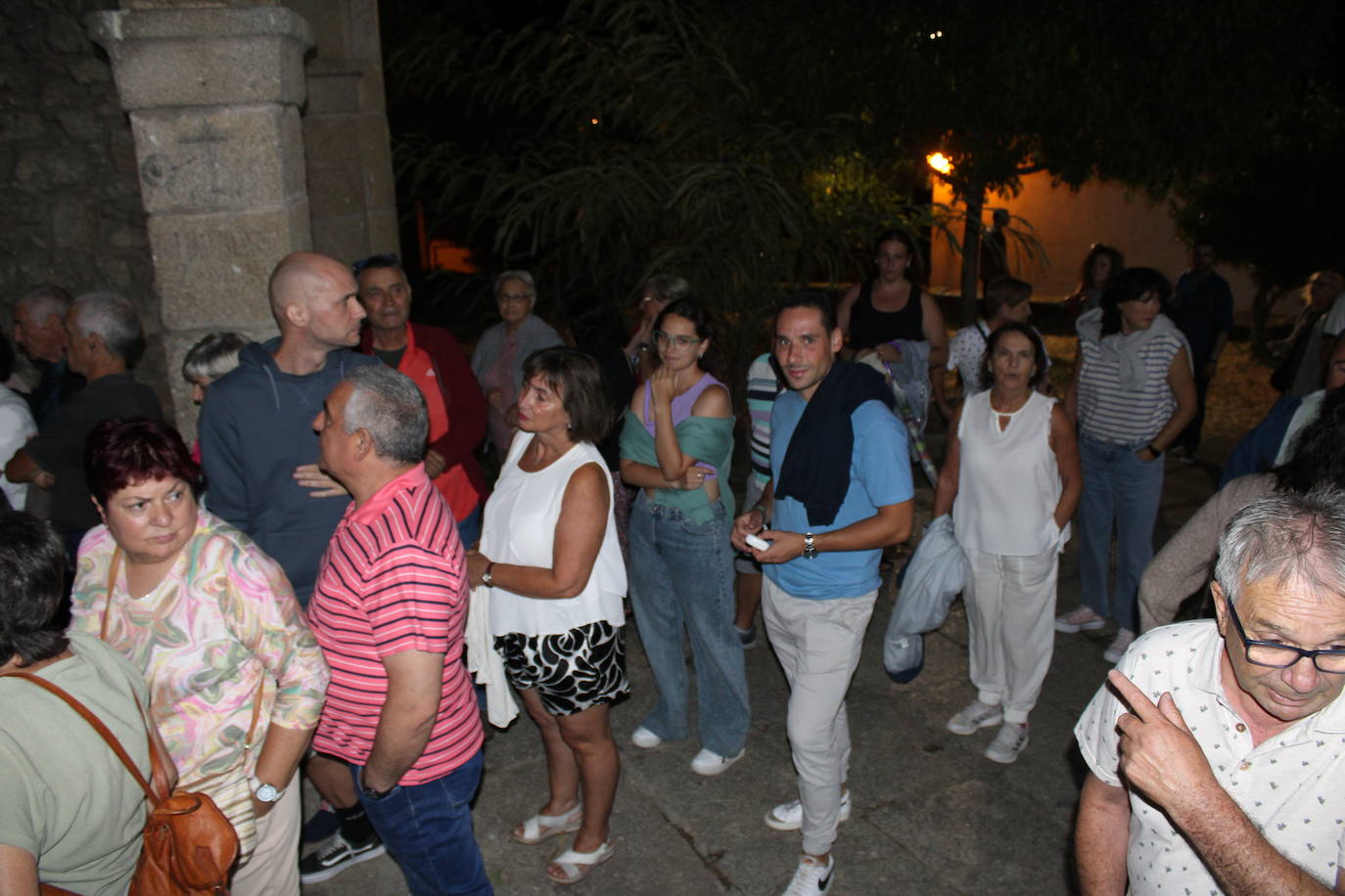 Noche de solidaridad en Puente del Congosto