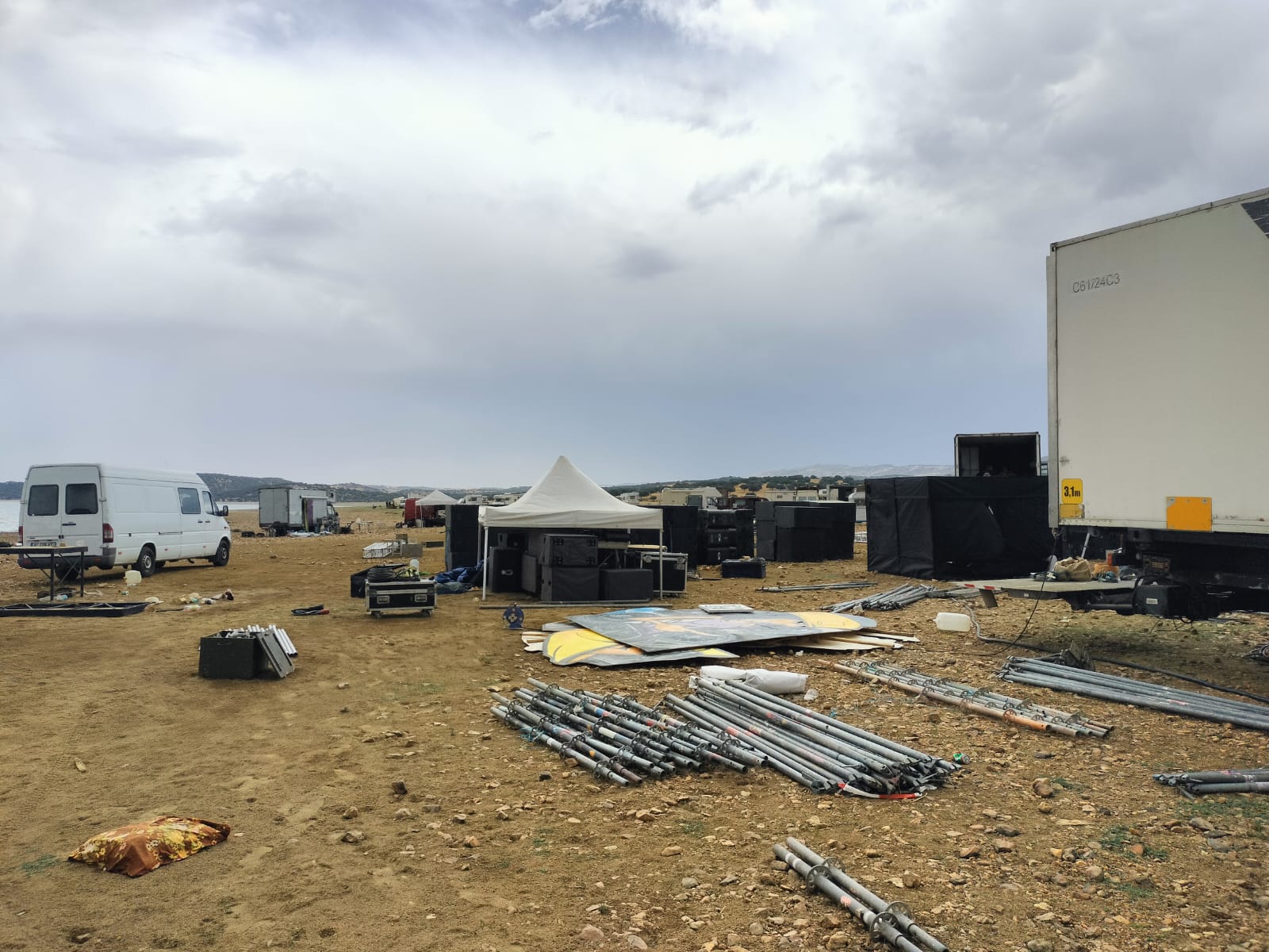 Salvatierra recupera poco a poco la normalidad tras la &#039;rave&#039;