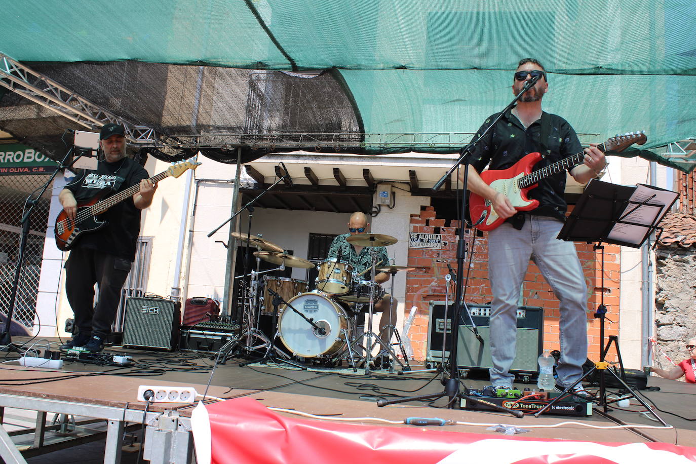 La fiesta no para en Linares de Riofrío